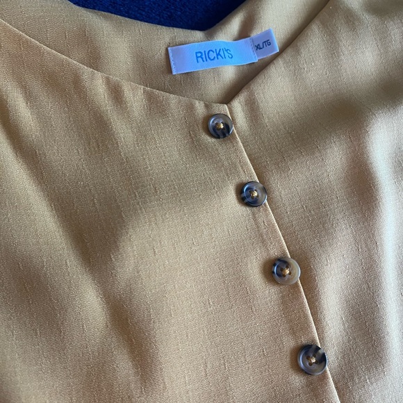 Golden Yellow Button Detail Tank Top - Picture 2 of 3